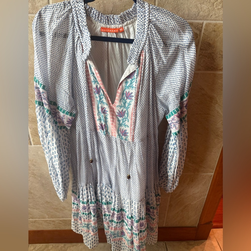 Oliphant puff sleeve dress size M